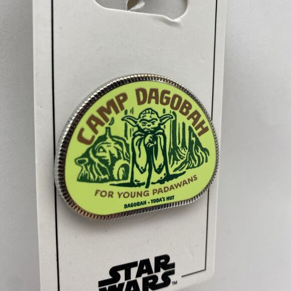 Disney Pin Star Wars Yoda Camp Dagobah for Young Padawans Parks Trading Pin - Picture 3 of 4